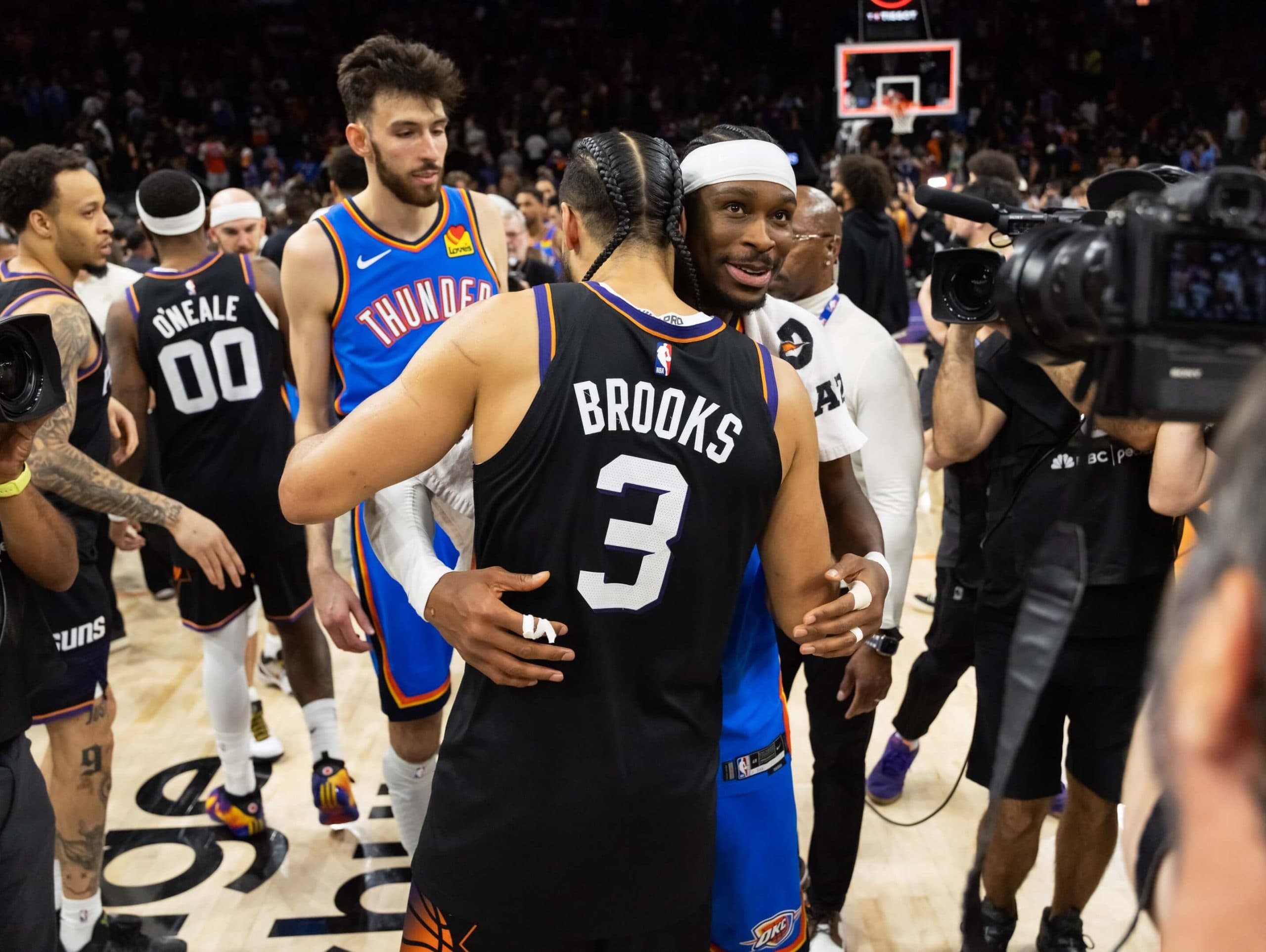 Shai Gilgeous-Alexander encense Dillon Brooks : « un compétiteur ultime et un super gars ! »