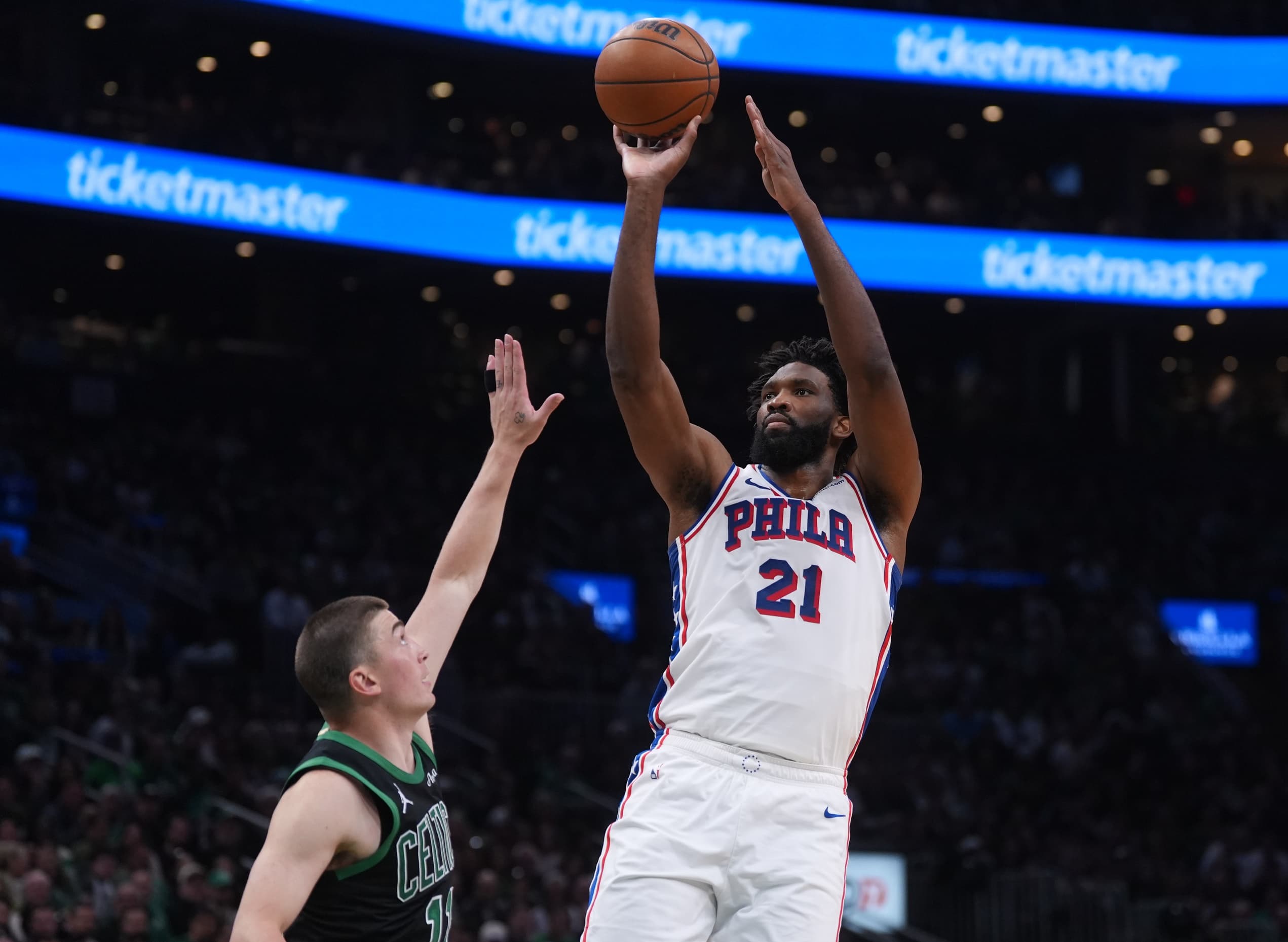 Playoffs NBA : Joel Embiid domine et les 76ers l’emportent à Boston pour relancer la série