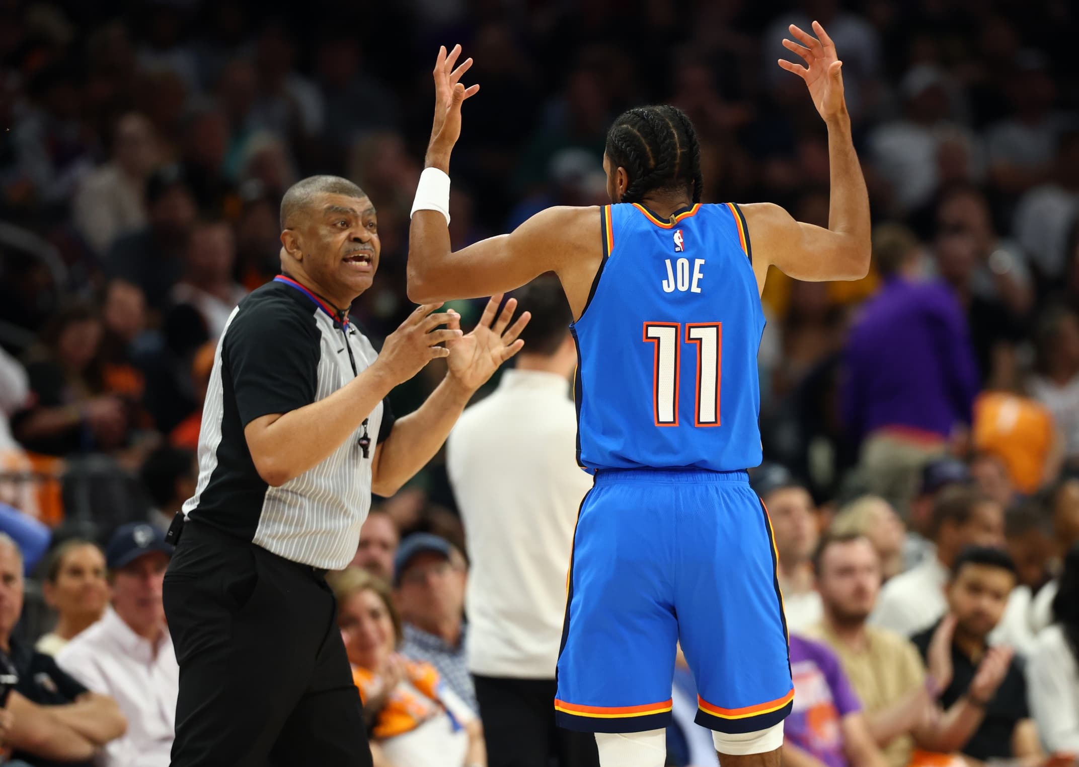 Adam Silver ouvre la porte à l’IA pour améliorer l’arbitrage en NBA