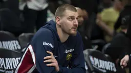 Nikola Jokić a reçu une offre « très sérieuse » du Panathinaïkos. Son propriétaire assure qu'il tentera de le recruter à nouveau en 2027.