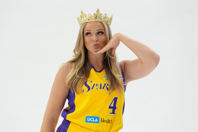 Charnay engage une intérieure des Los Angeles Sparks