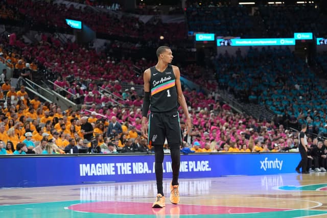 “L’effet Victor Wembanyama” : les Spurs explosent les audiences NBA en Playoffs !
