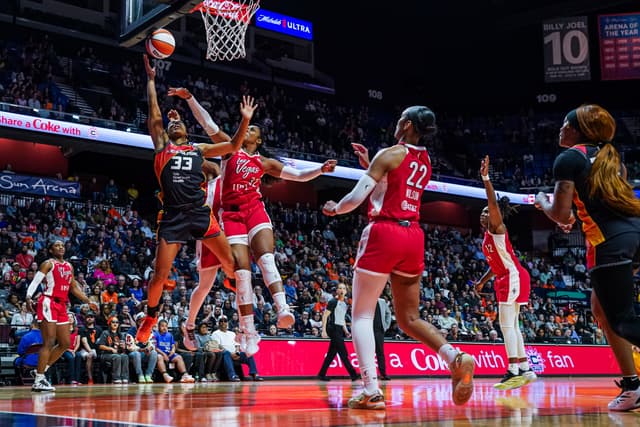 Nell Angloma a signé ses grands débuts en WNBA, première victoire depuis plus de dix ans pour Valériane Ayayi !