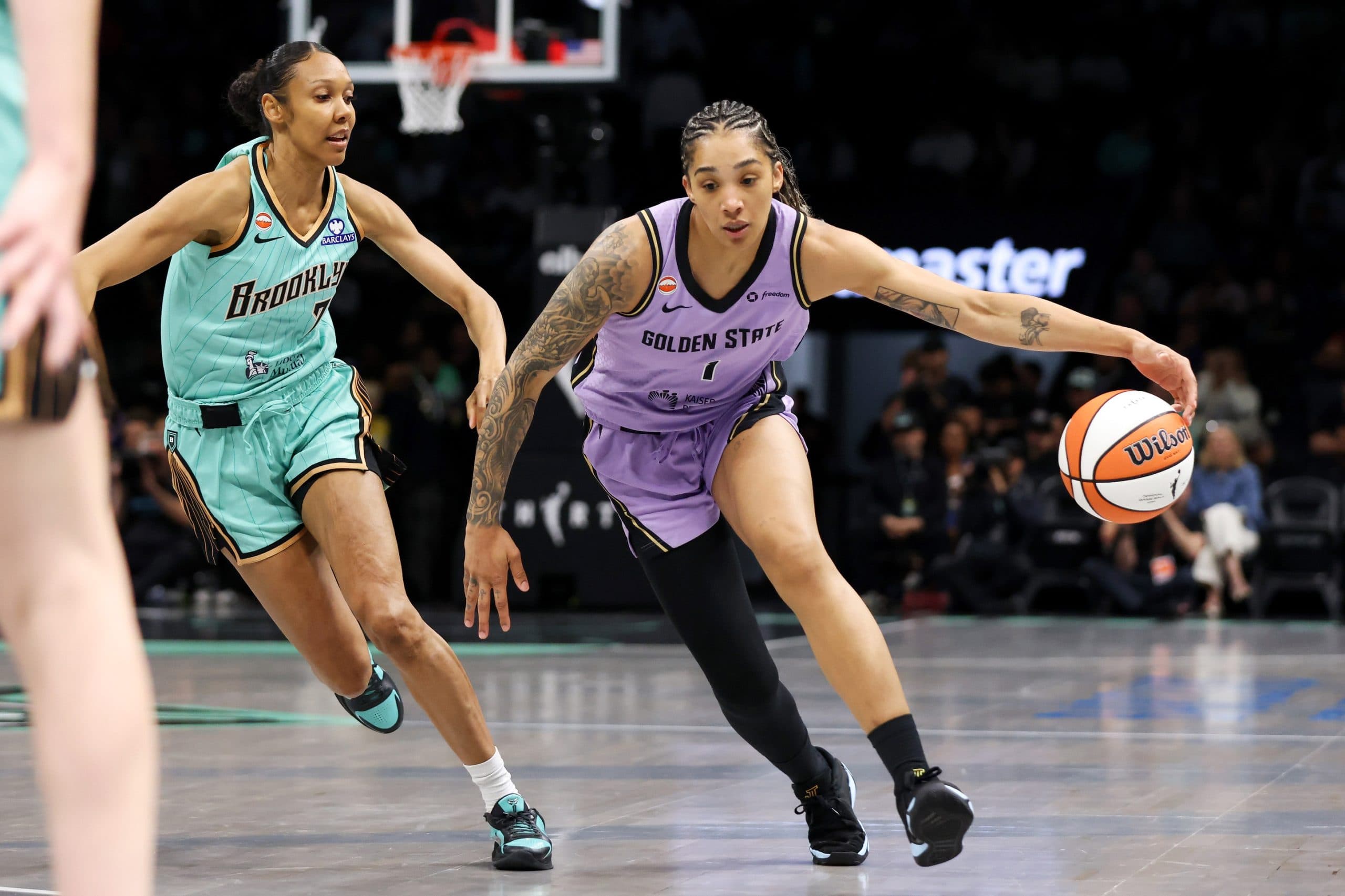 Gabby Williams domine Marine Johannès, Pauline Astier solide malgré la défaite du Liberty