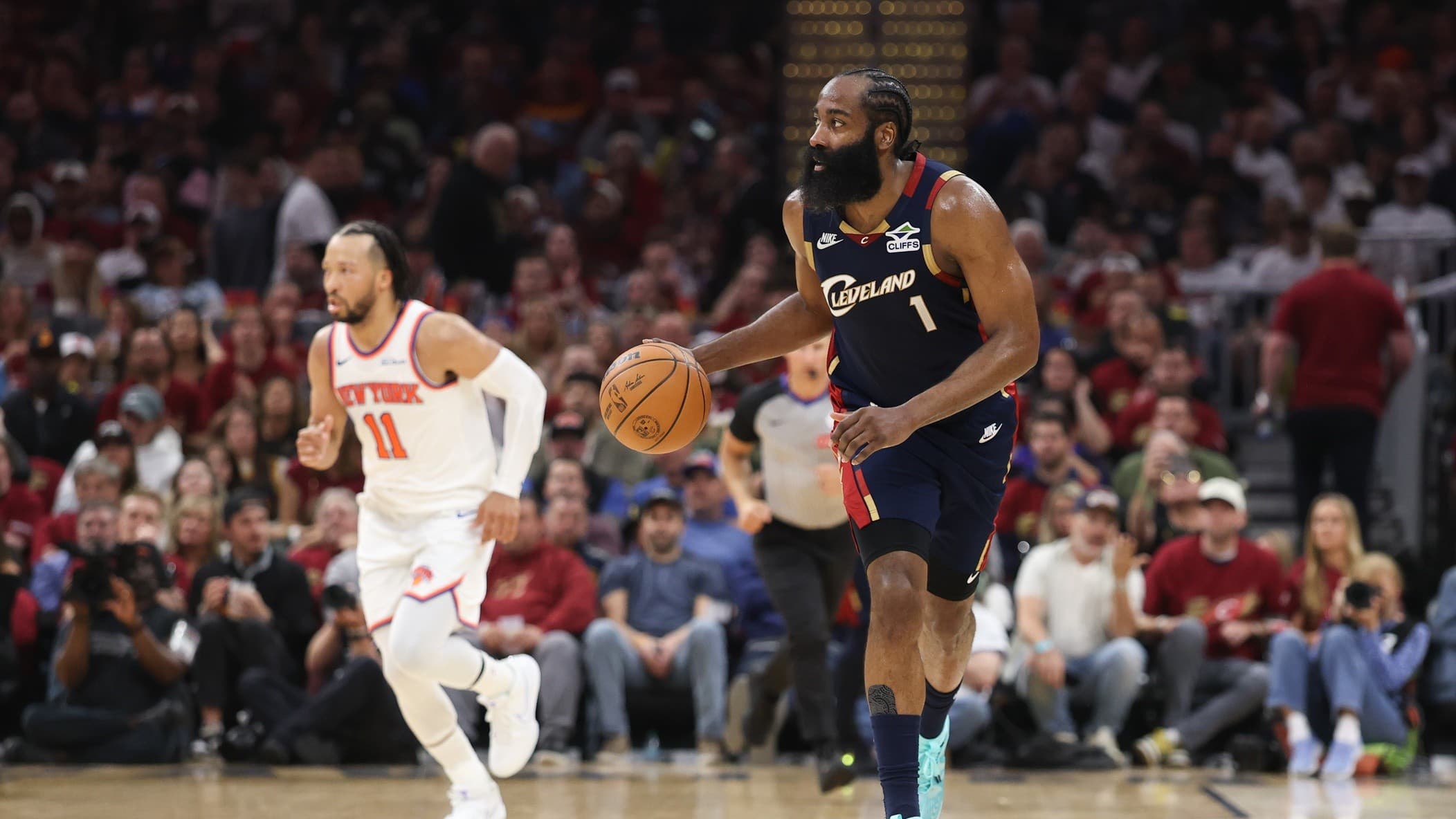 Pourquoi James Harden n’a toujours pas prolongé avec les Cavaliers ?