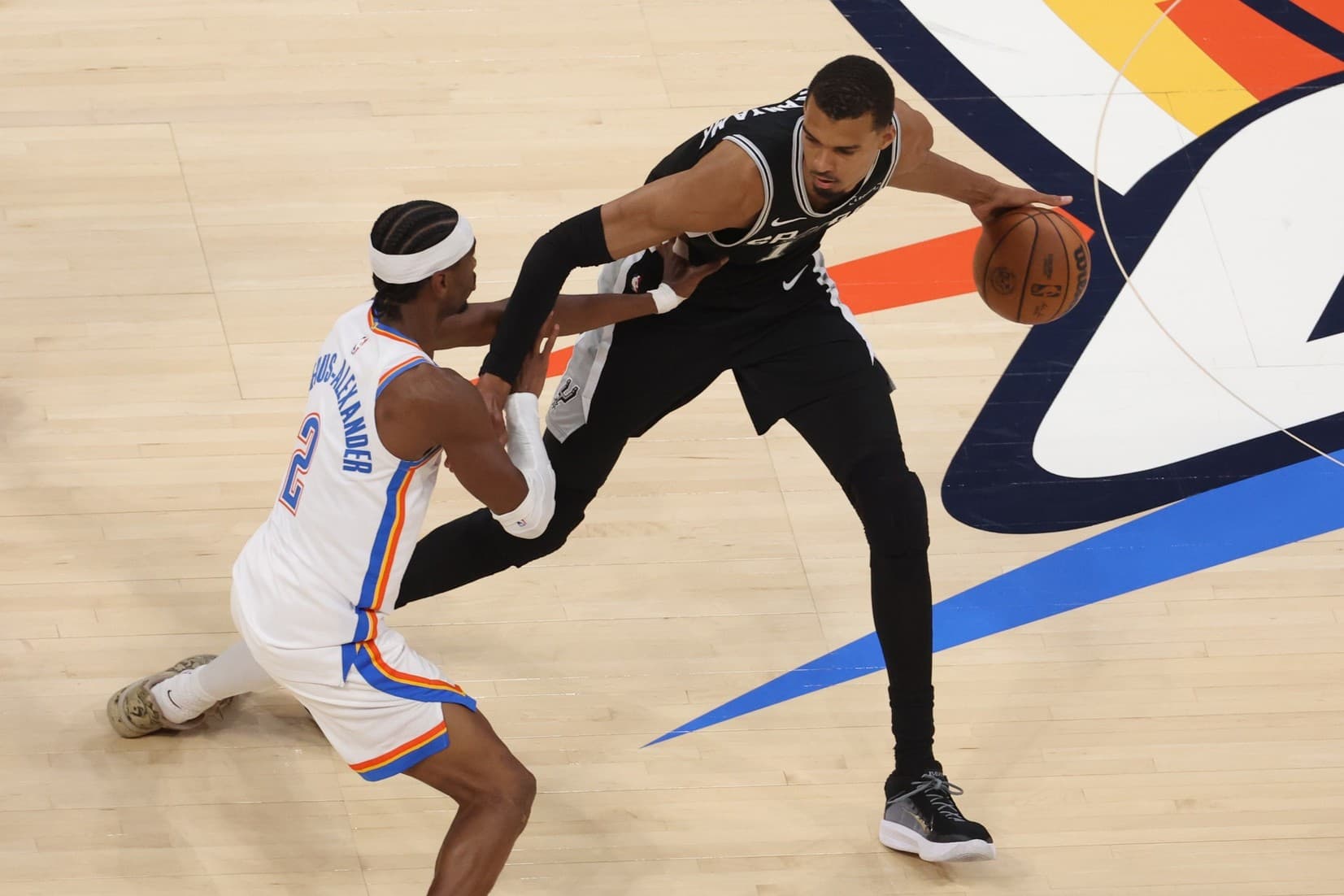 Victor Wembanyama averti par la NBA pour son comportement à l’issue du Game 5
