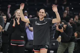 Cette saison avec Portland, Carla Leite cumule 15,2 points, 1,6 rebonds et 5,2 passes de moyenne.