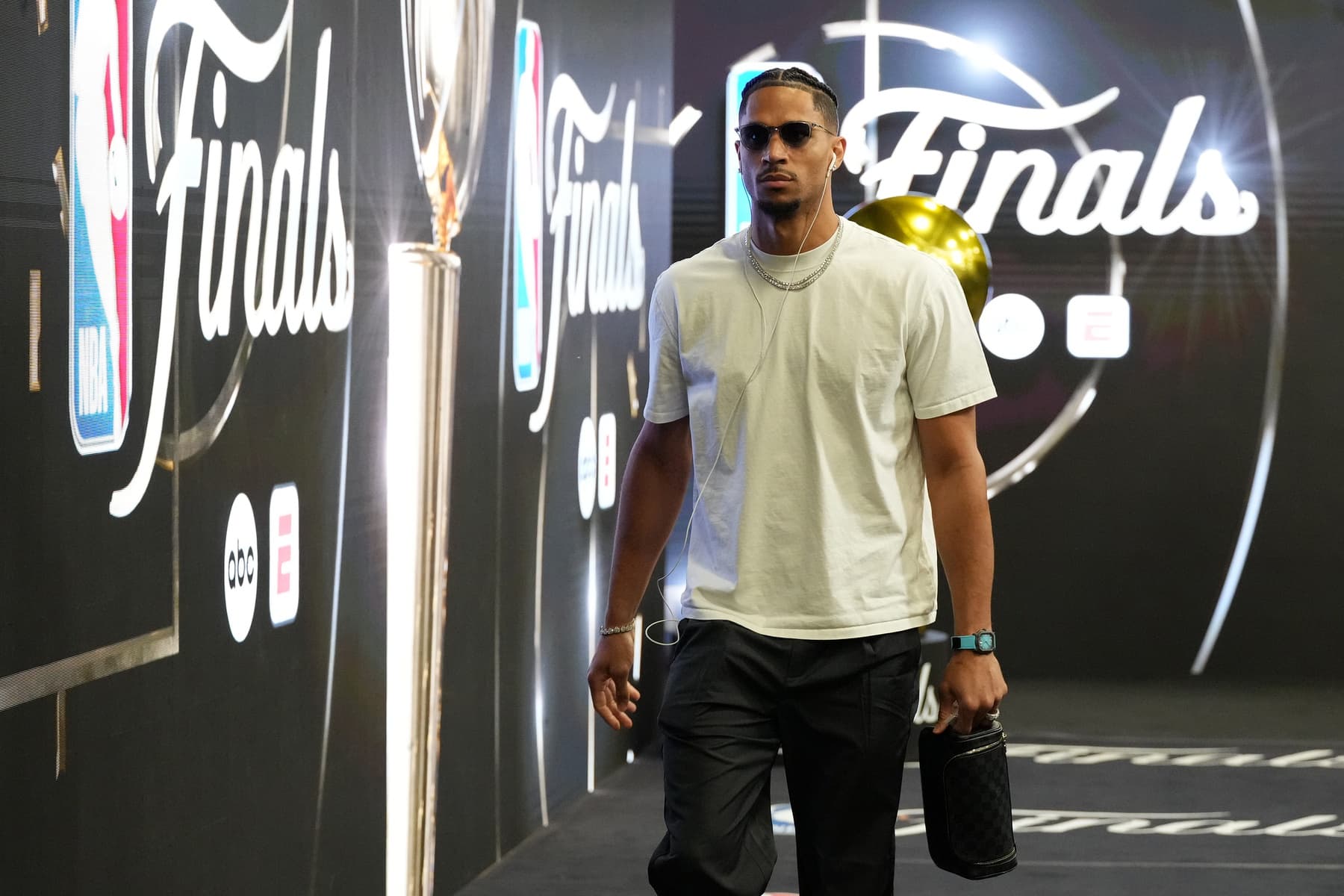 Finales NBA : Josh Hart dénonce les prix exorbitants des billets au Garden