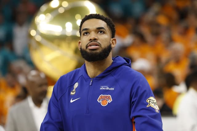 Mike Brown admiratif de Karl-Anthony Towns : « Il a été énorme ! »