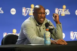Au-delà des coups de sifflet, Mike Brown était aligné avec Towns quant aux difficultés offensives des Knicks dans ce Game 3.