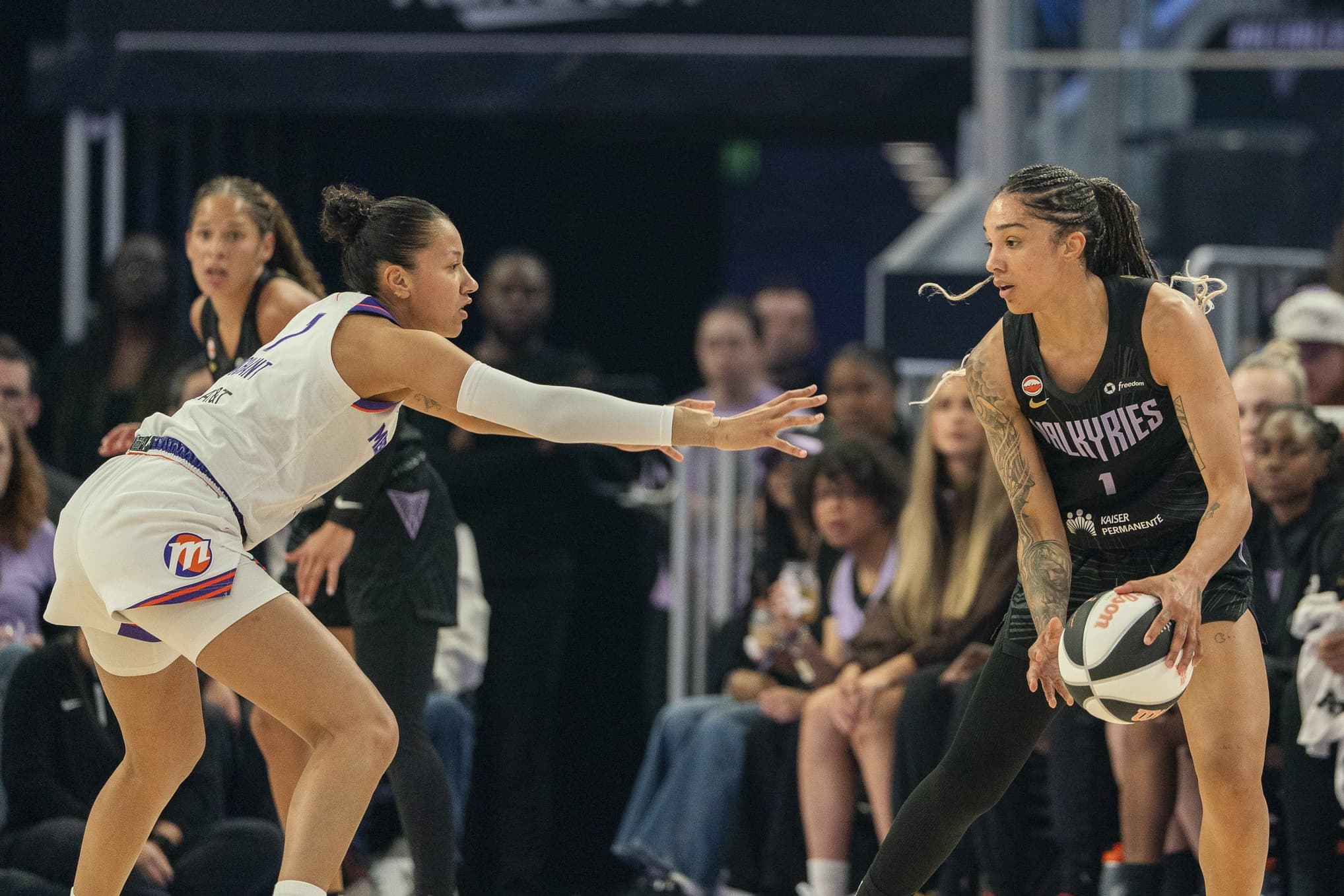 Gabby Williams en feu, Monique Akoa-Makani bat son record : les Françaises brillent en WNBA