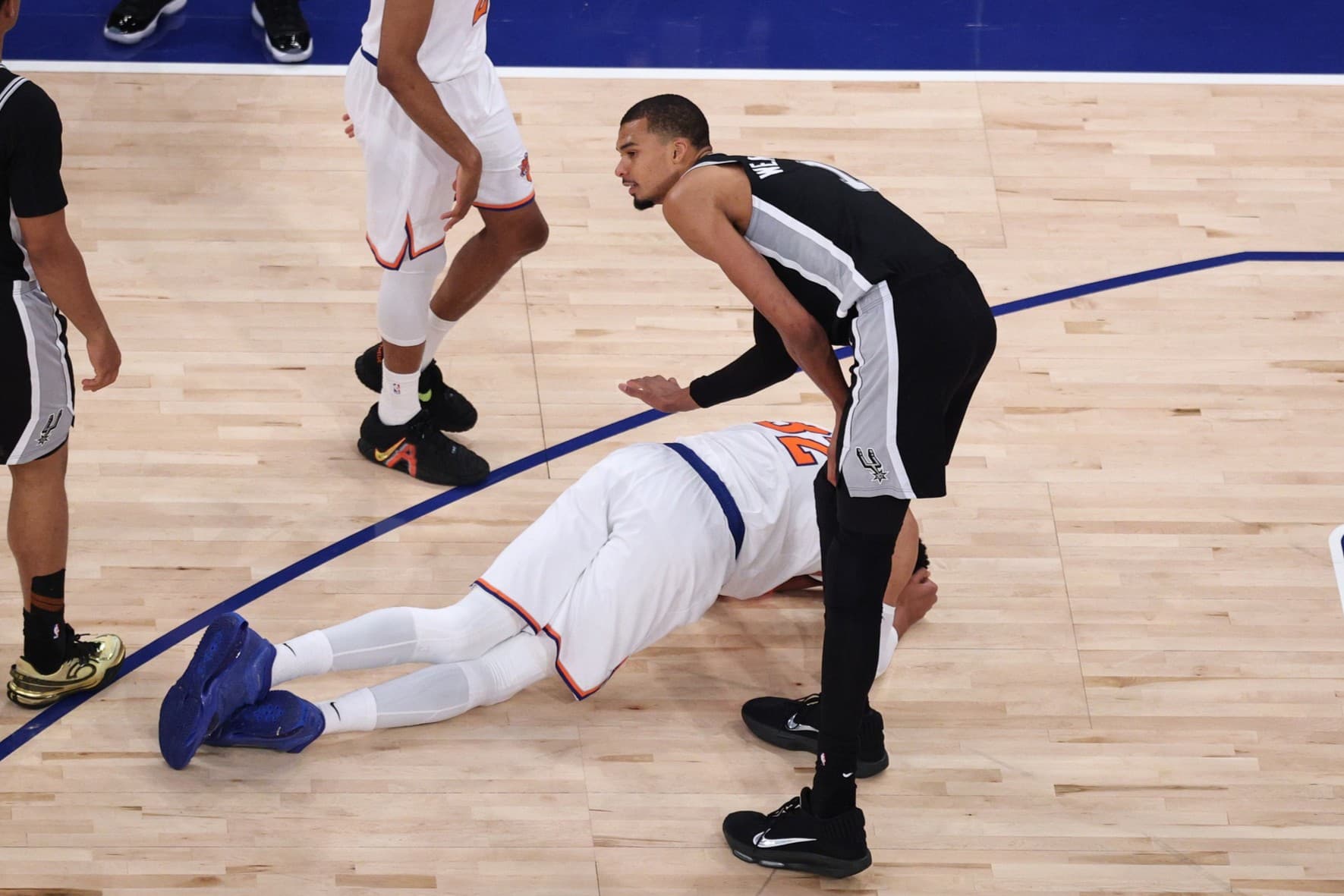 Victor Wembanyama et les Spurs sauvés par la NBA