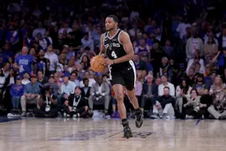 Johnson n'a pas hésité à défendre Fox après son erreur du Game 4.