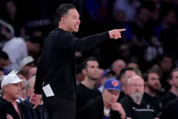 Mitch Johnson devra réinventer ses rotations en cas d'absence de Kornet.