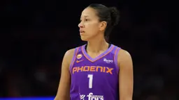 Noémie Brochant s’est illustrée lors du large succès de Phoenix contre Toronto, tandis que New York a dominé Chicago (85-66) en WNBA.