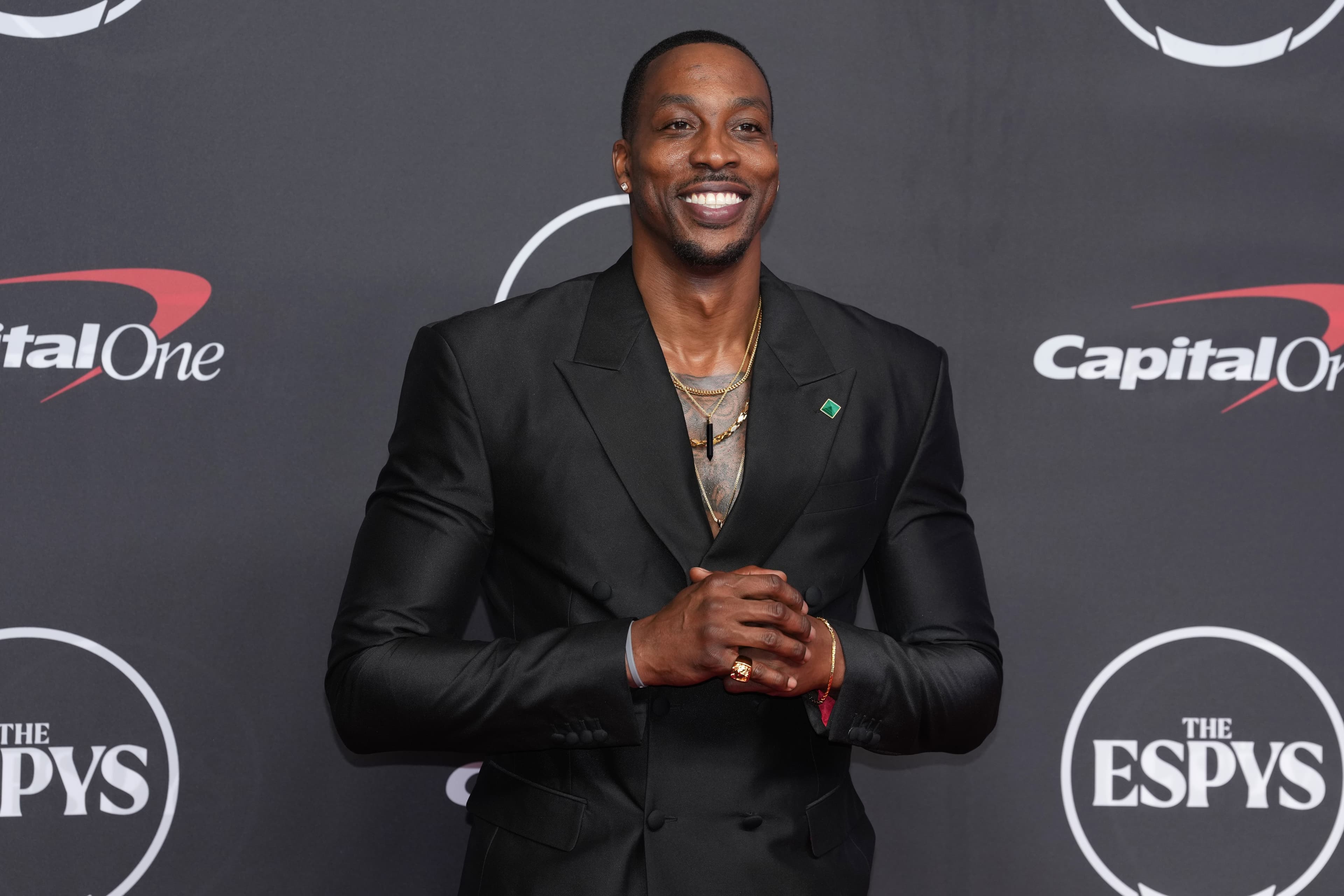 Dwight Howard sort déjà de sa retraite pour jouer… en Géorgie