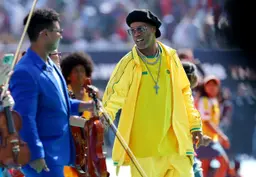 Ronaldinho candidat à la reprise de l’AS Monaco !