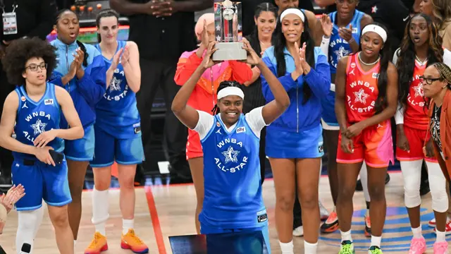 WNBA All-Star Game : Jonquel Jones élue MVP, Dominique Malonga fait le show !