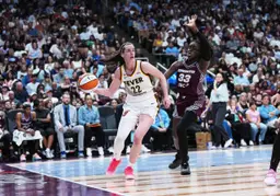 Ornella Bankole prend du galon en WNBA : son record de temps de jeu doublement battu !