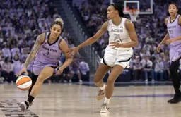 Gabby Williams a régné sur le match 1 des demi-finales de playoffs WNBA contre Las Vegas