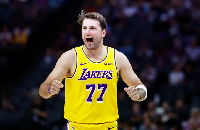 Luka Doncic et Jaylen Brown montrent déjà les crocs pour leur premier match de pré-saison