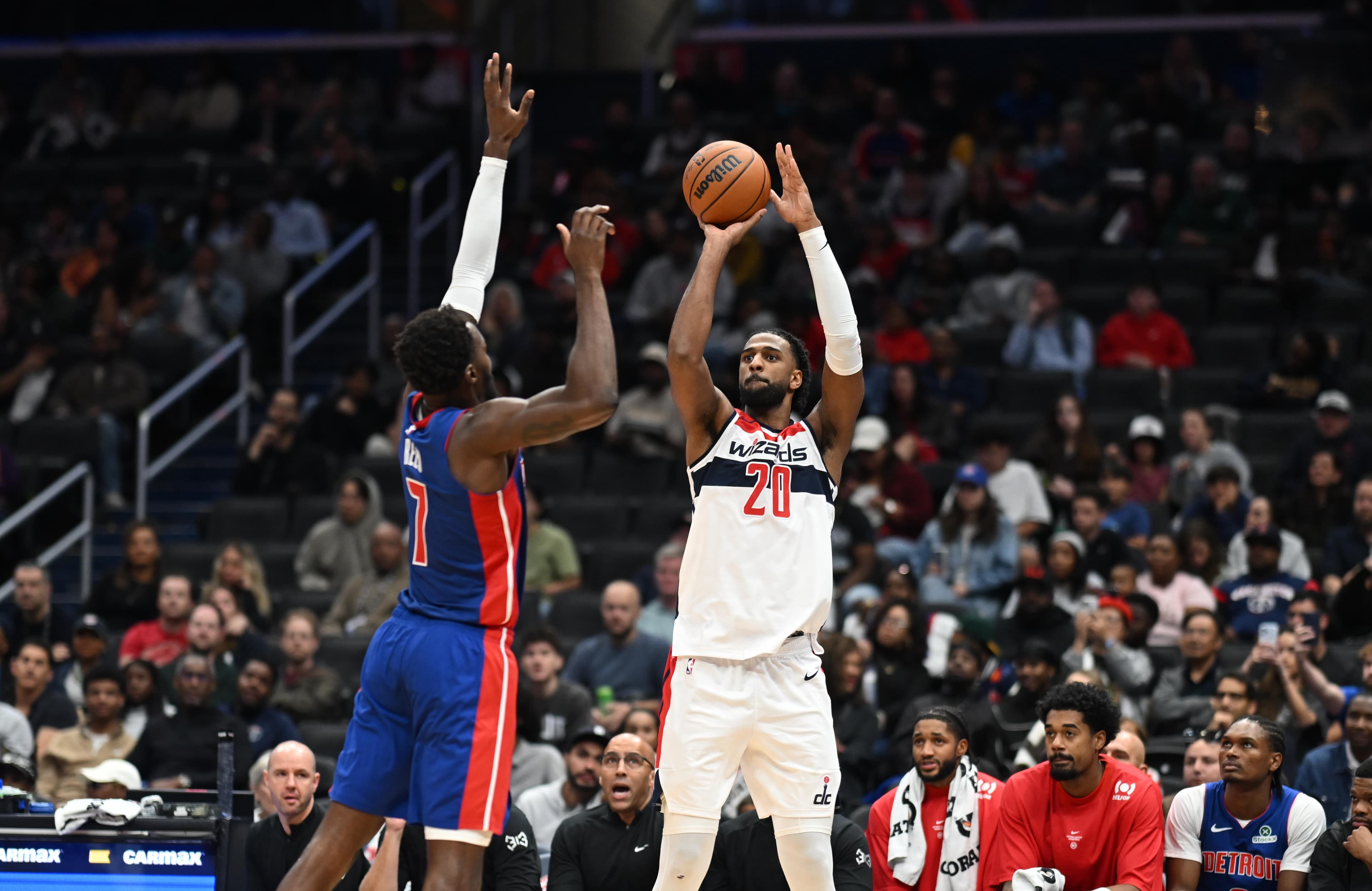 La nuit des Français : Beringer enchaîne, Sarr reprend ses marques
