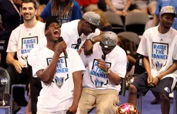 Champion NBA en 2011 avec les Dallas Mavericks, Ian Mahinmi est le meilleur joueur français de la génération 86