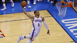 Russell Westbrook prend sa retraite après 18 saisons NBA, marquées par un titre de MVP et des chiffres uniques.