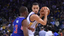 Quelle place occupe Stephen Curry dans la hiérarchie des meilleurs meneurs de l'histoire de la NBA ?