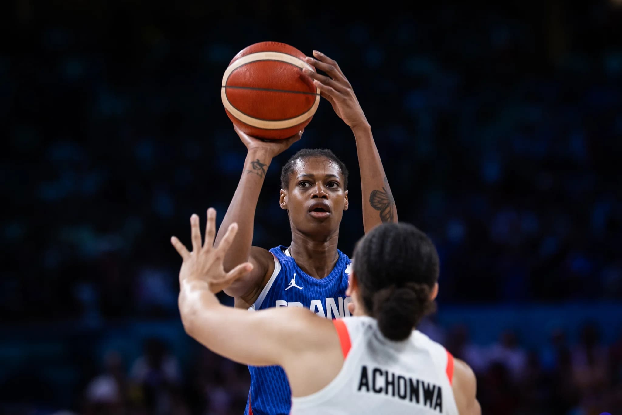 Valériane Ayayi : « Au bout d’un moment, les équipes craquent face à notre intensité »