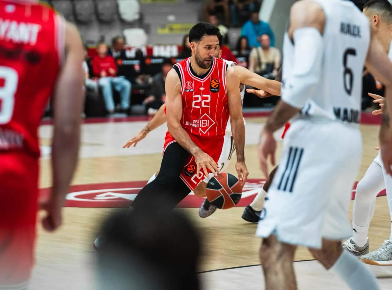 L’Hapoël Tel-Aviv fait tomber le Real et reste en vie dans ses playoffs
