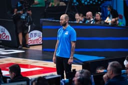 Vassilis Spanoulis sur le banc durant Grèce - Lituanie