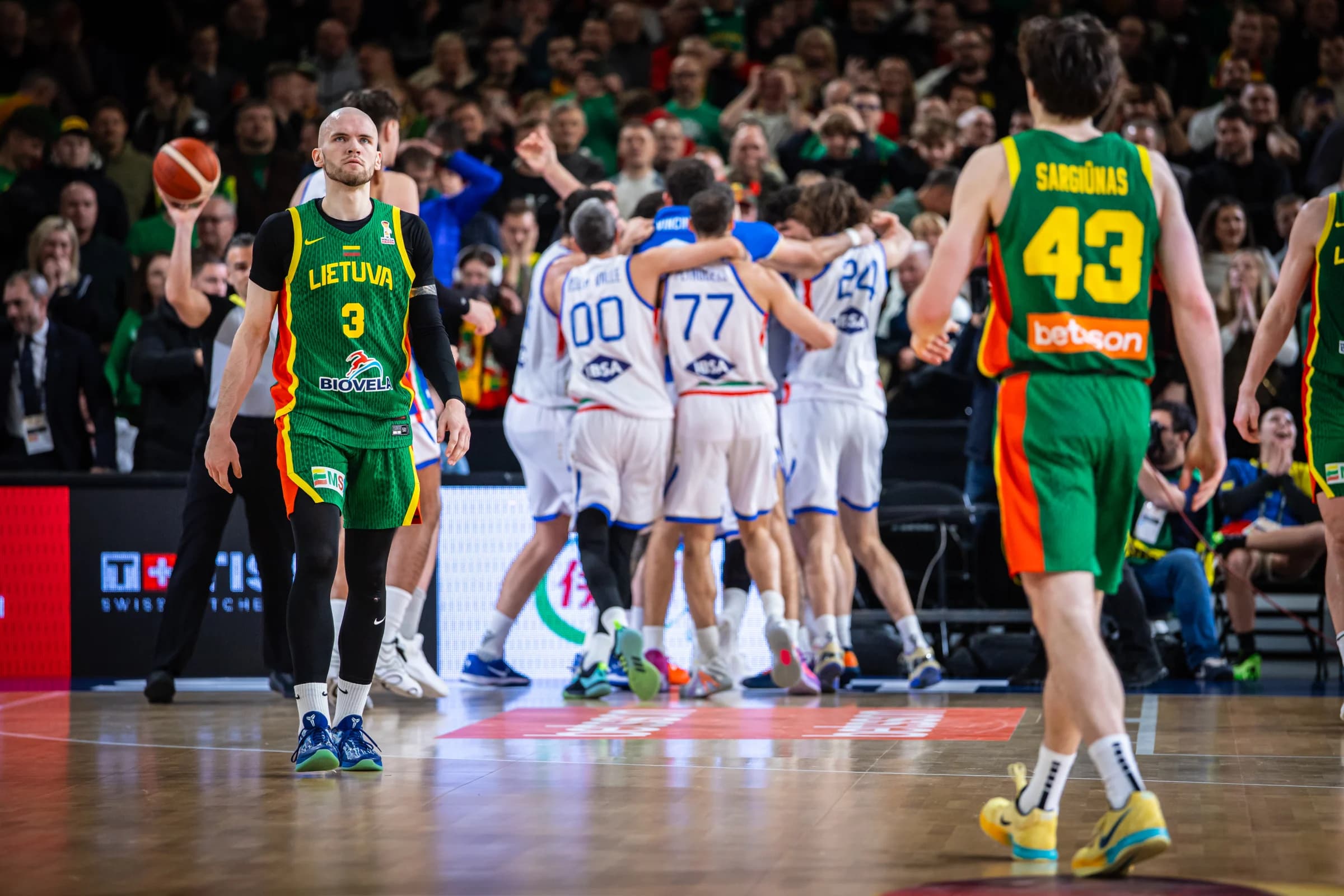 Nico Mannion sauve l’Italie face à la magie lituanienne