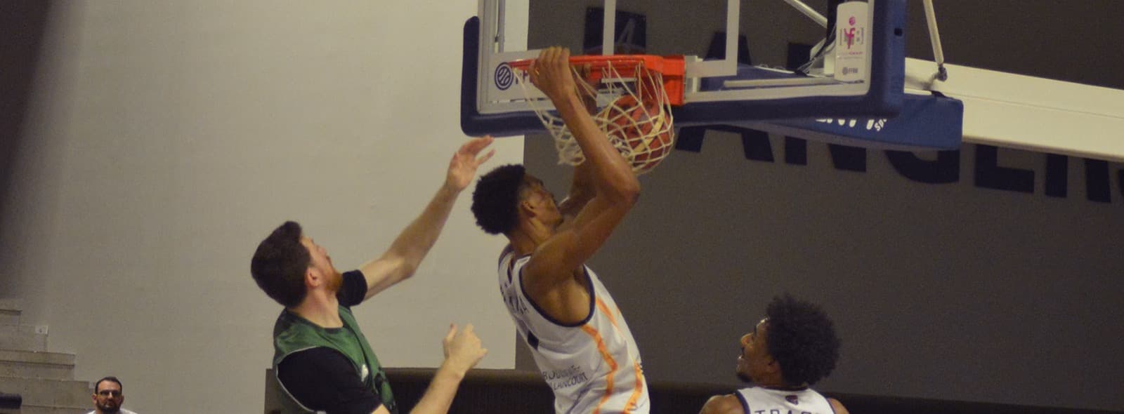 Victor Wembanyama auteur de 34 points contre Darussafaka