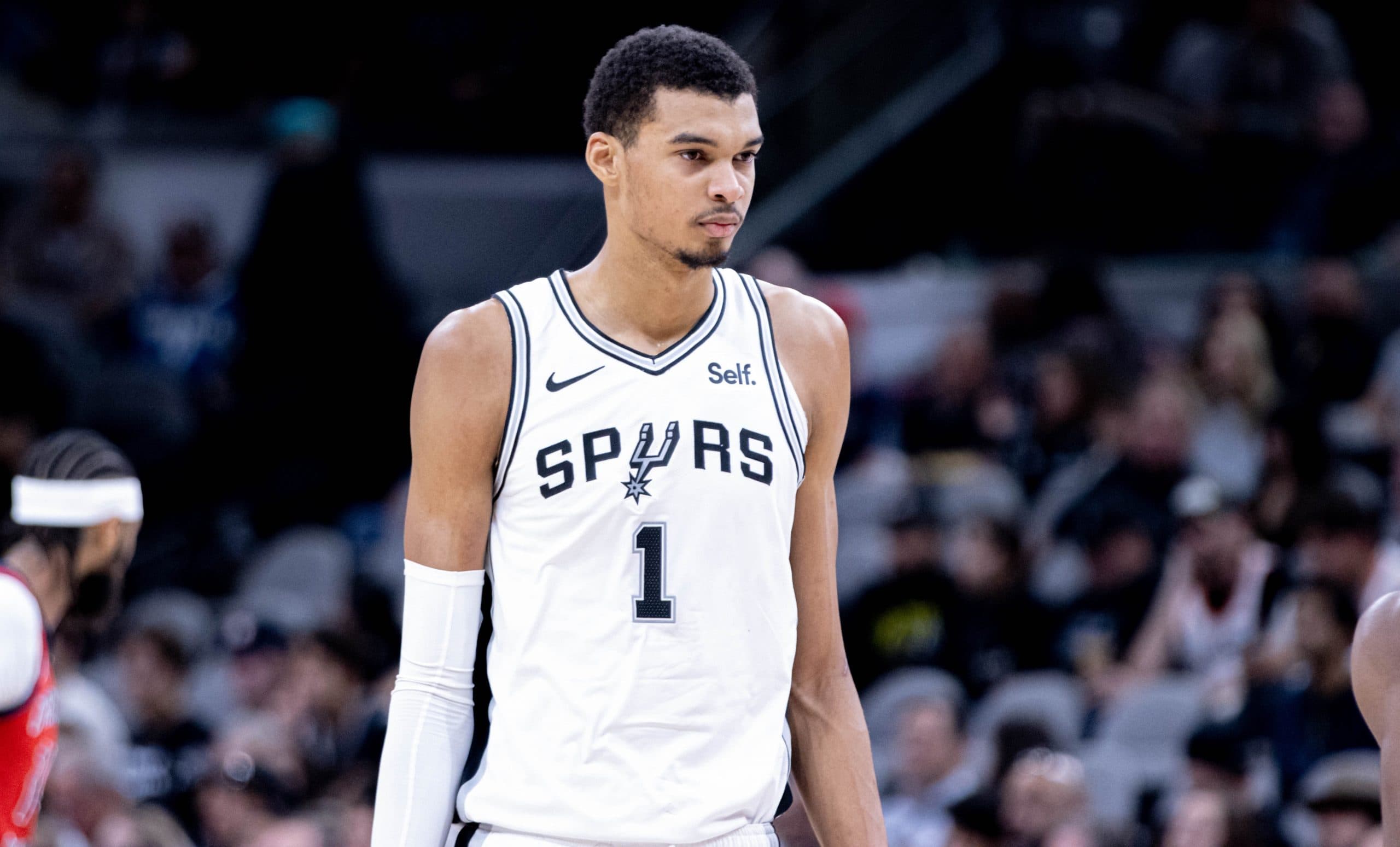 Victor Wembanyama blessé à cheville et forfait contre Sacramento