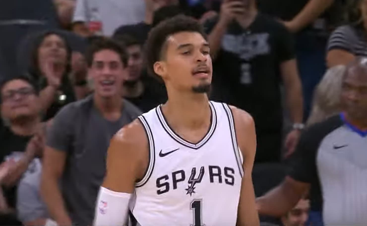 Wembanyama maladroit pour sa première sortie en présaison