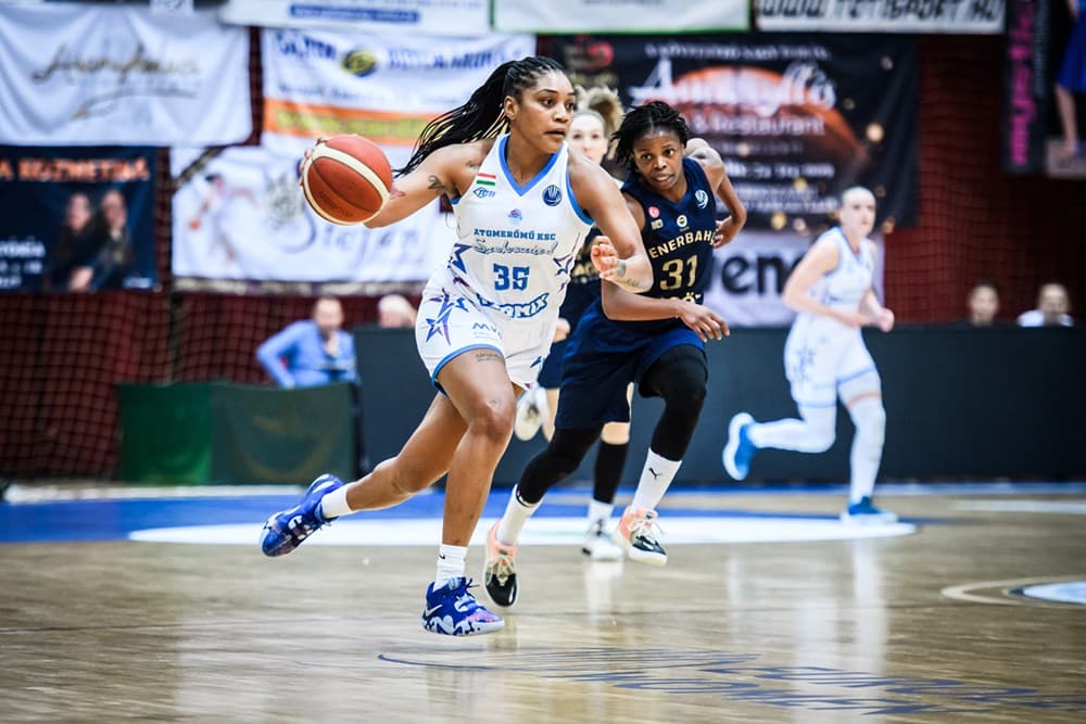 Victoria Vivians arrive ; enfin un vrai renfort pour les Flammes Carolo ?