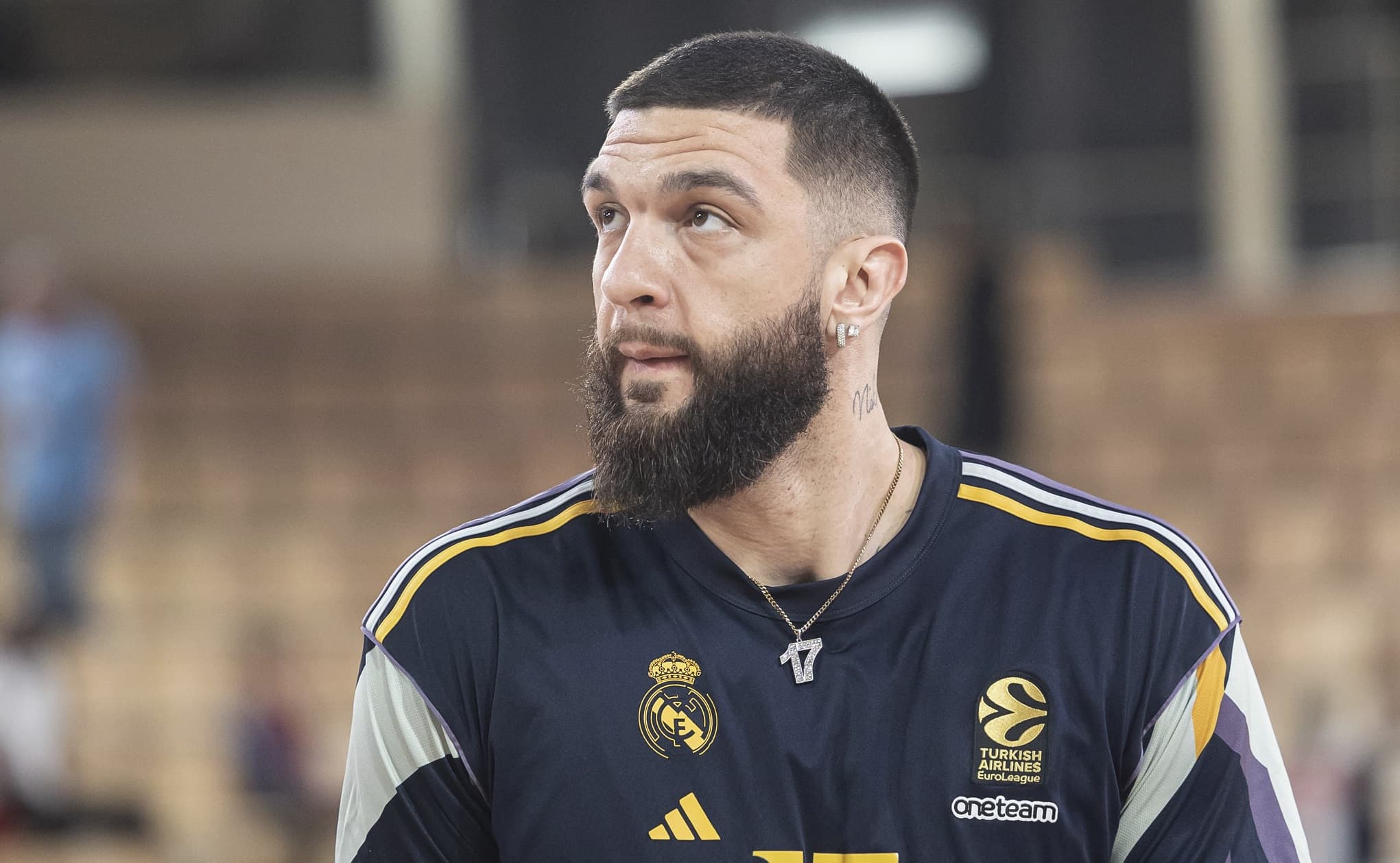 Vincent Poirier va bien s’engager deux ans à l’Anadolu Efes