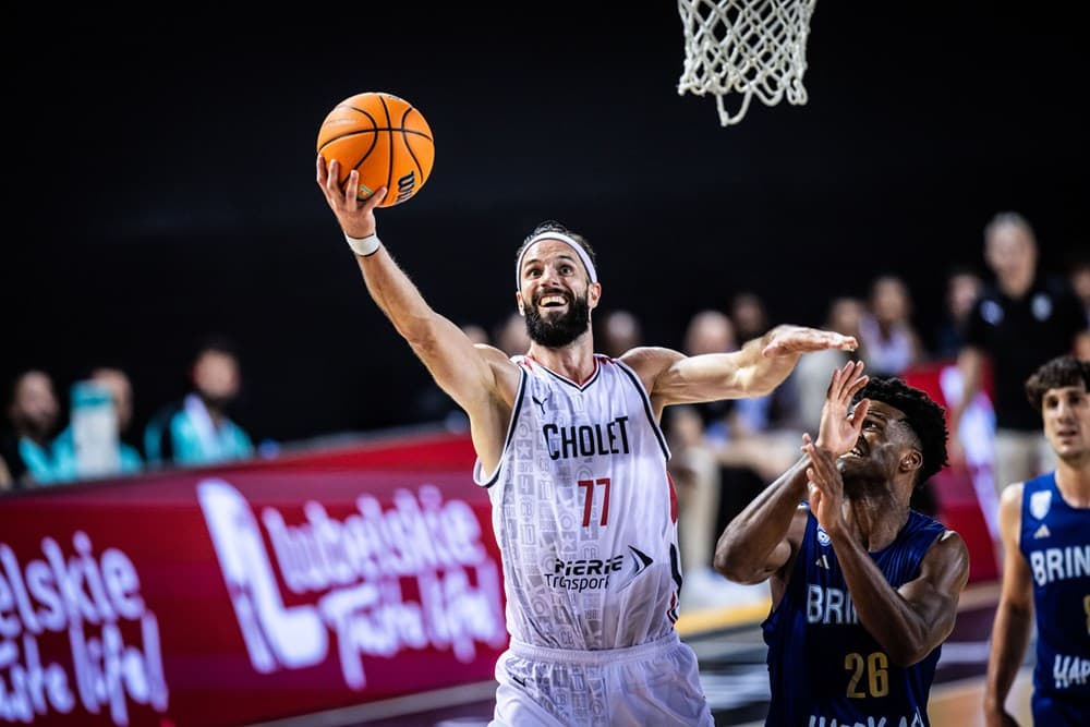 Vojtěch Hruban (Cholet) peut devenir le premier joueur à passer les 1 000 points en BCL