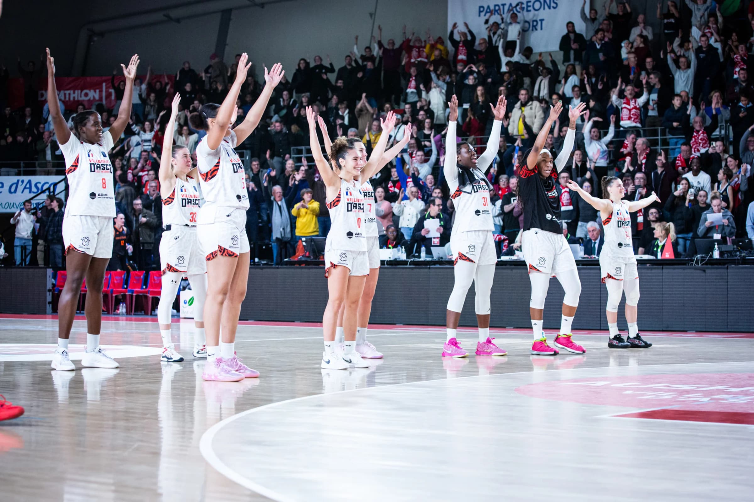 Les moments de détente des joueurs de basketball : où trouver le bon équilibre entre compétitions et loisirs ?