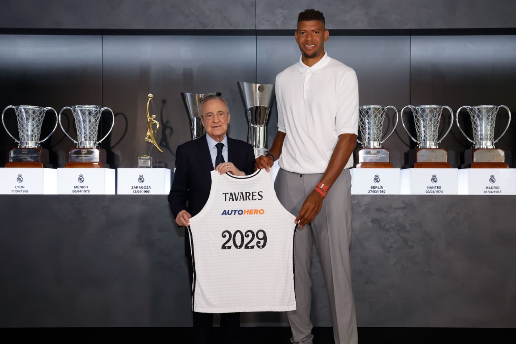 Comme Mario Hezonja, Walter Tavares reste au Real Madrid jusqu’en 2029