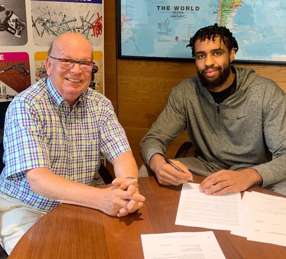 Warren Woghiren vers une reconversion professionnelle