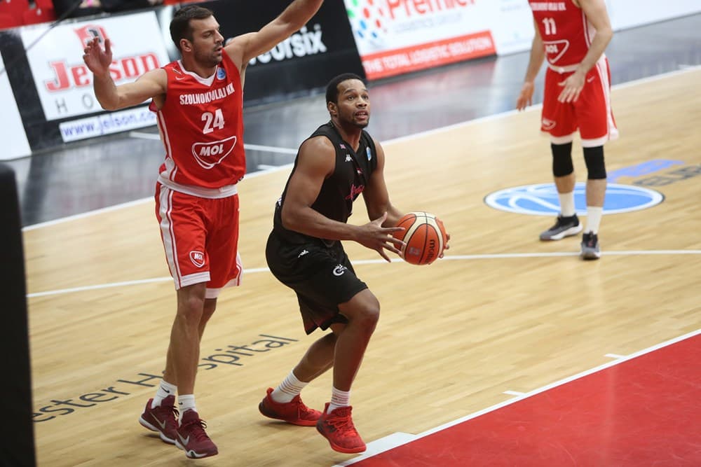 Accusé de viol, Wayne Martin quitte Quimper