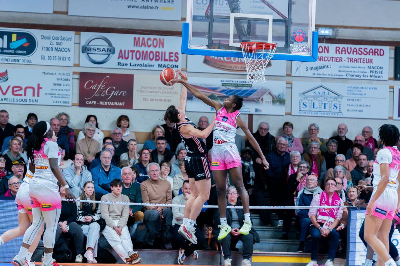 Charnay roule sur l’ASVEL : les Pinkies reprennent leur marche en avant