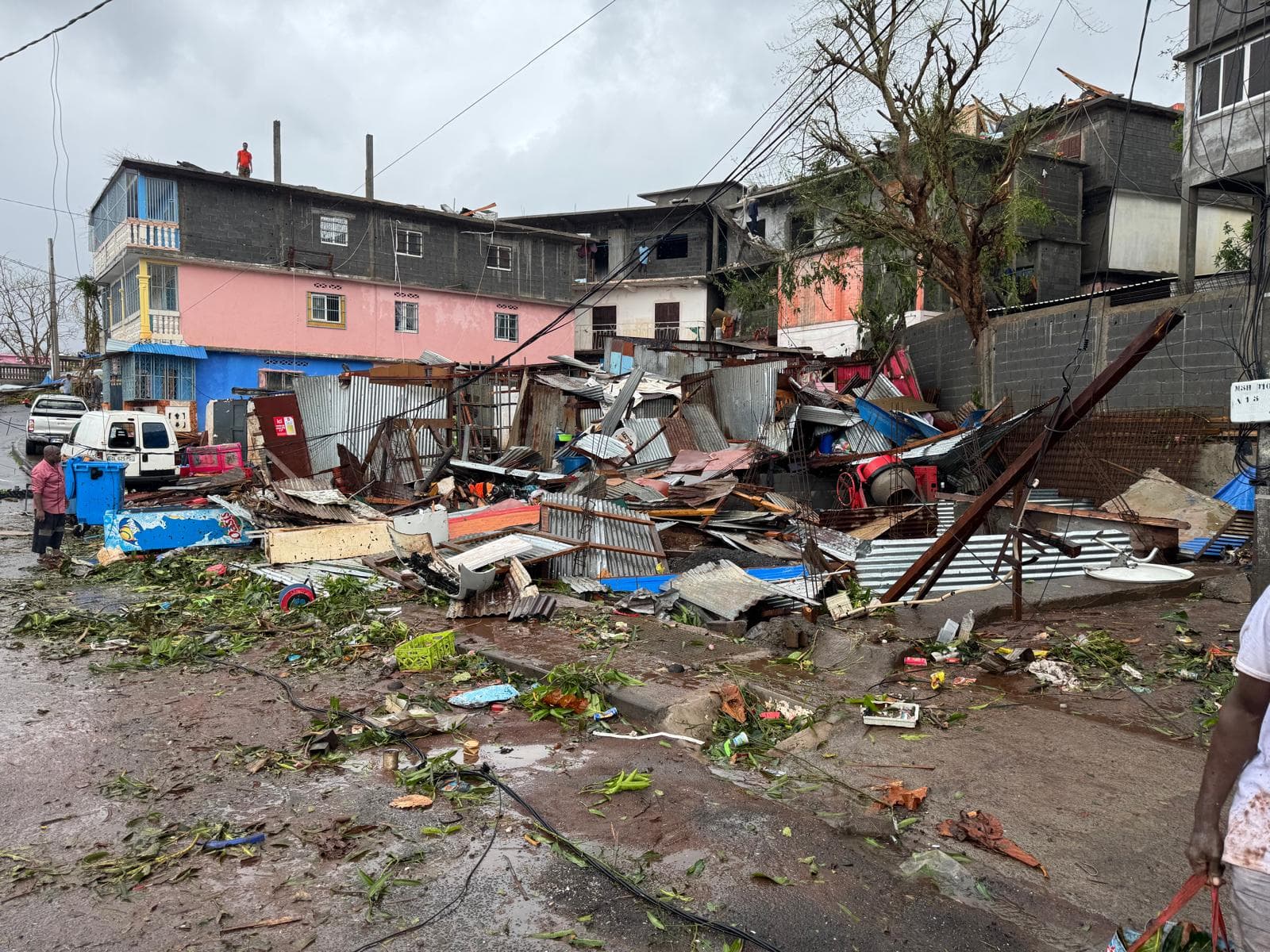 Kadri Moendadze raconte le passage du cyclone Chido à Mayotte : « C’était terrifiant »
