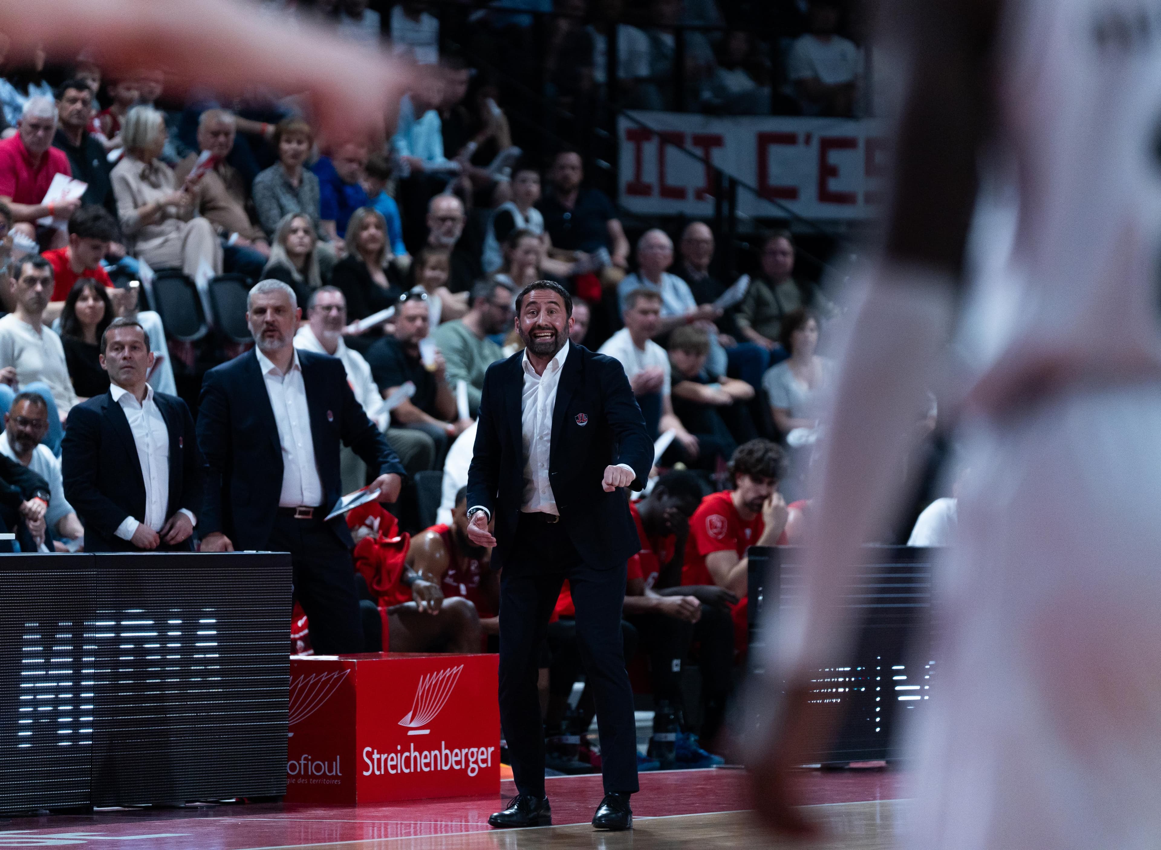 La JL Bourg peine à conclure face aux tops équipes : « Je n’ai pas réussi à faire progresser mon équipe dans les fins de match »