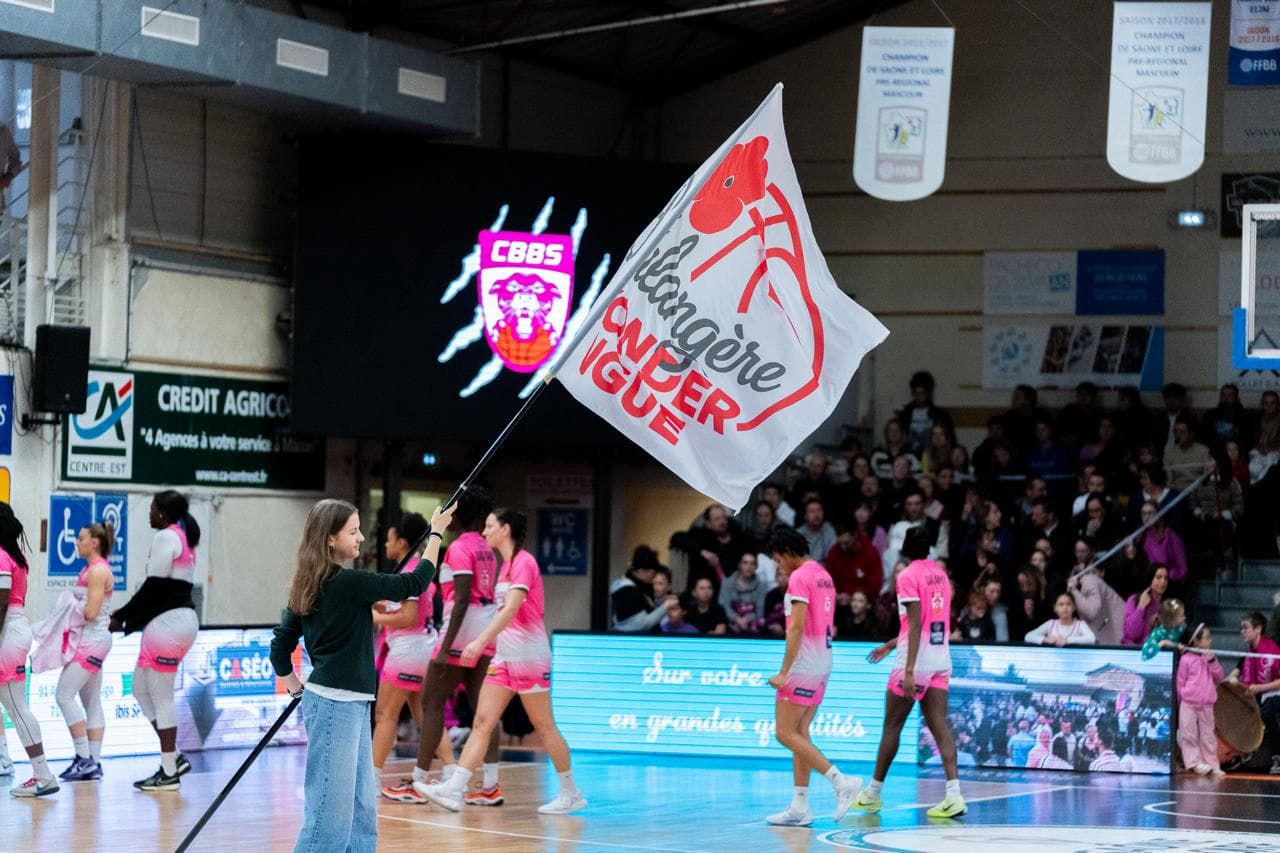 En cas de qualification en finale, Charnay jouerait au Colisée