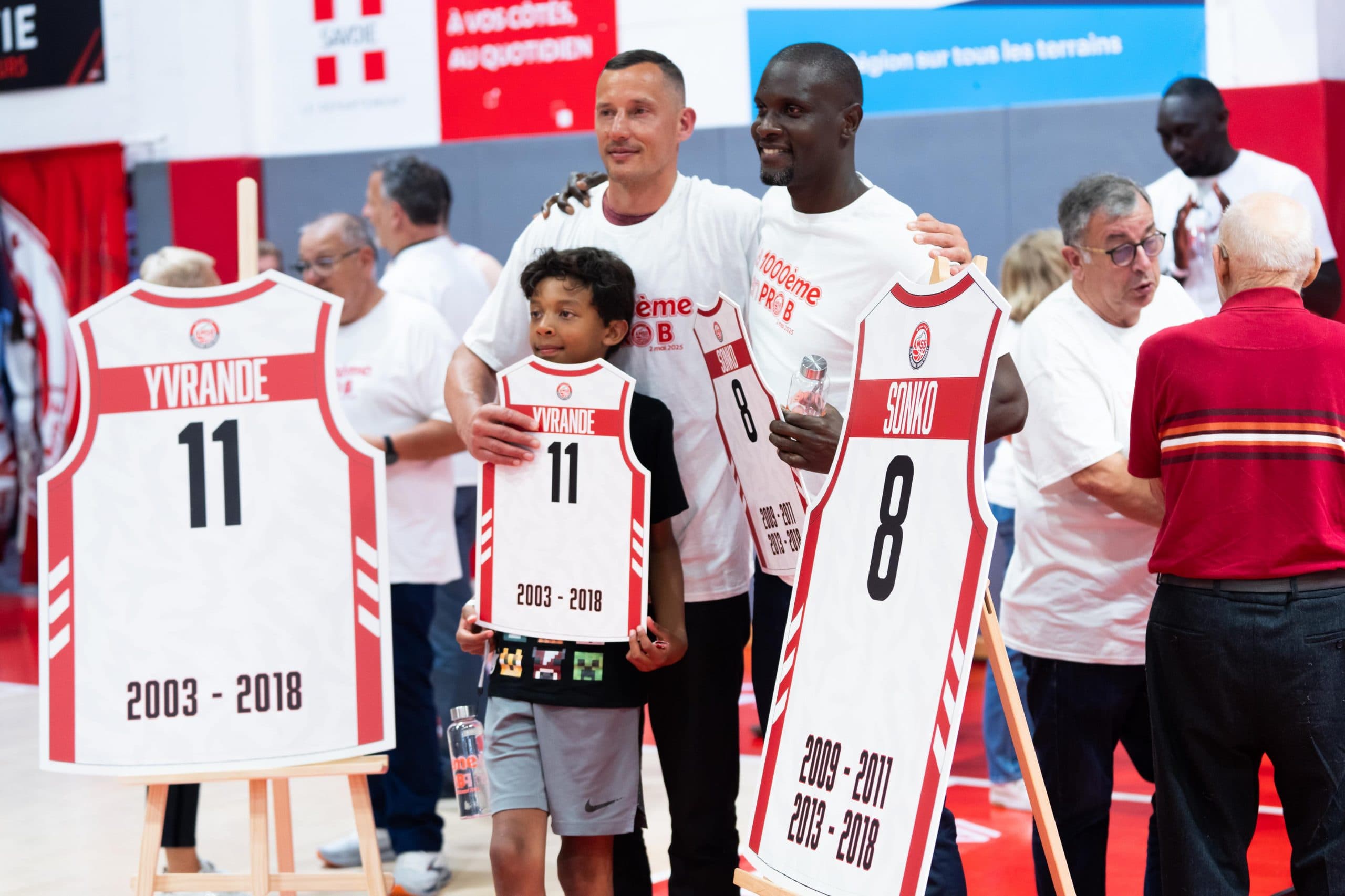 Aix-Maurienne retire les maillots de Thomas Yvrande et Moses Sonko