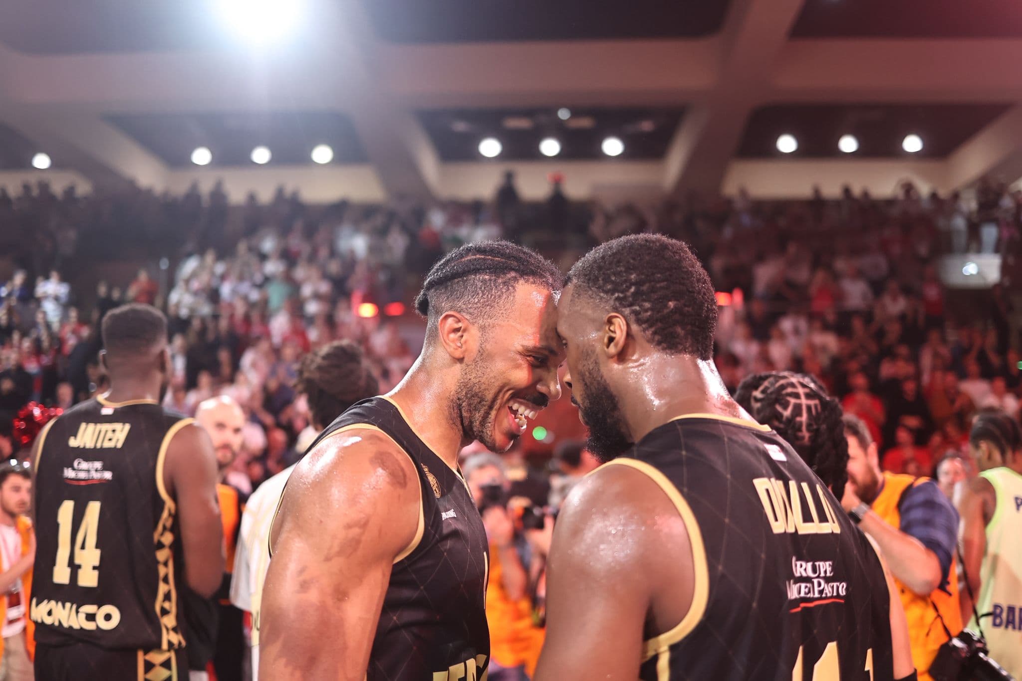 L’AS Monaco échappe à la remontada du FC Barcelone : direction le Final Four de l’EuroLeague !
