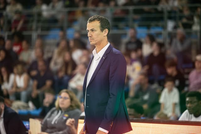 Artisan du maintien en Pro B, Stéphane Dumas prolonge deux saisons à Hyères-Toulon